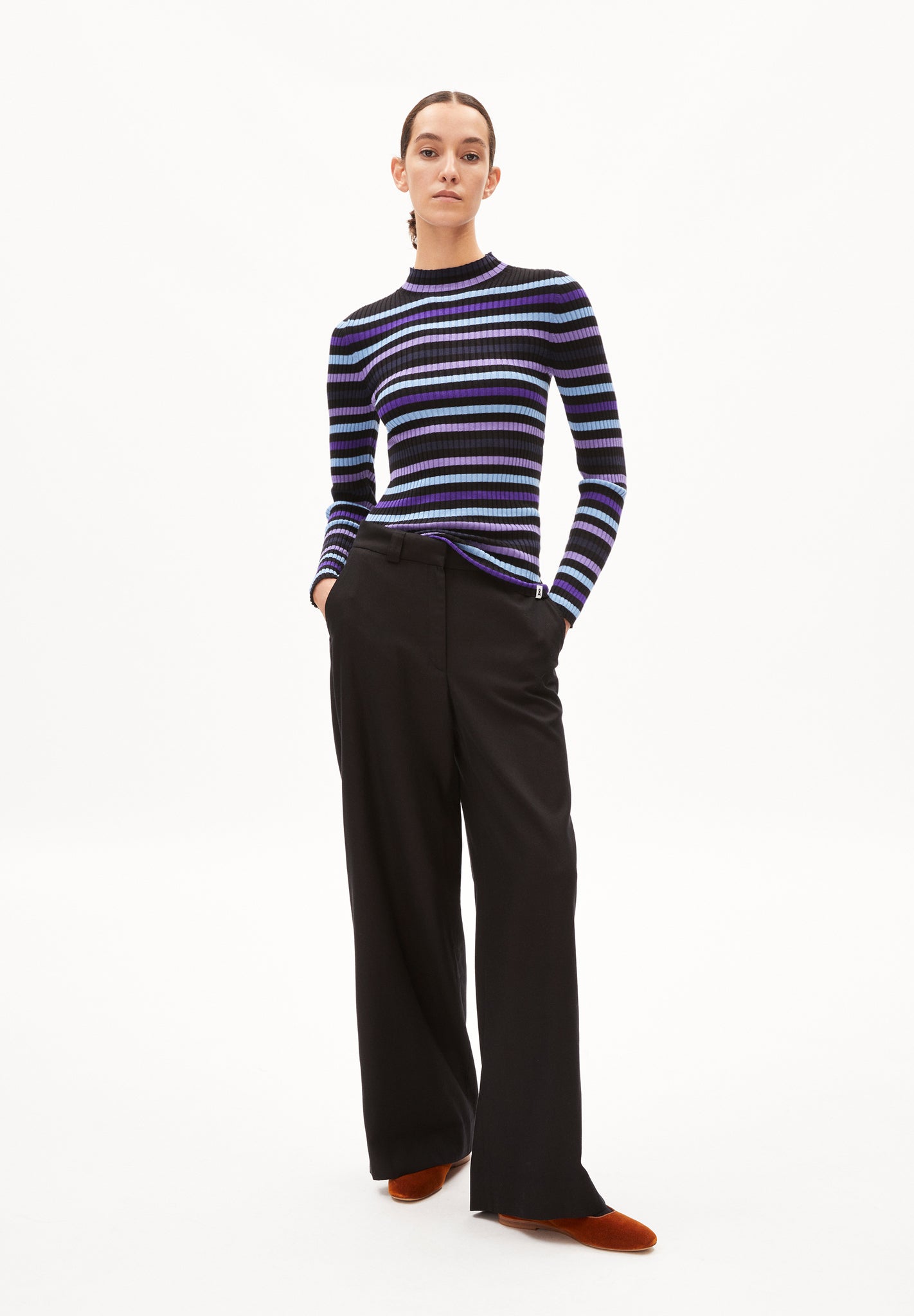 Pullover Alaania Multicolor/ Slim Fit/ Black-indigo-lilac